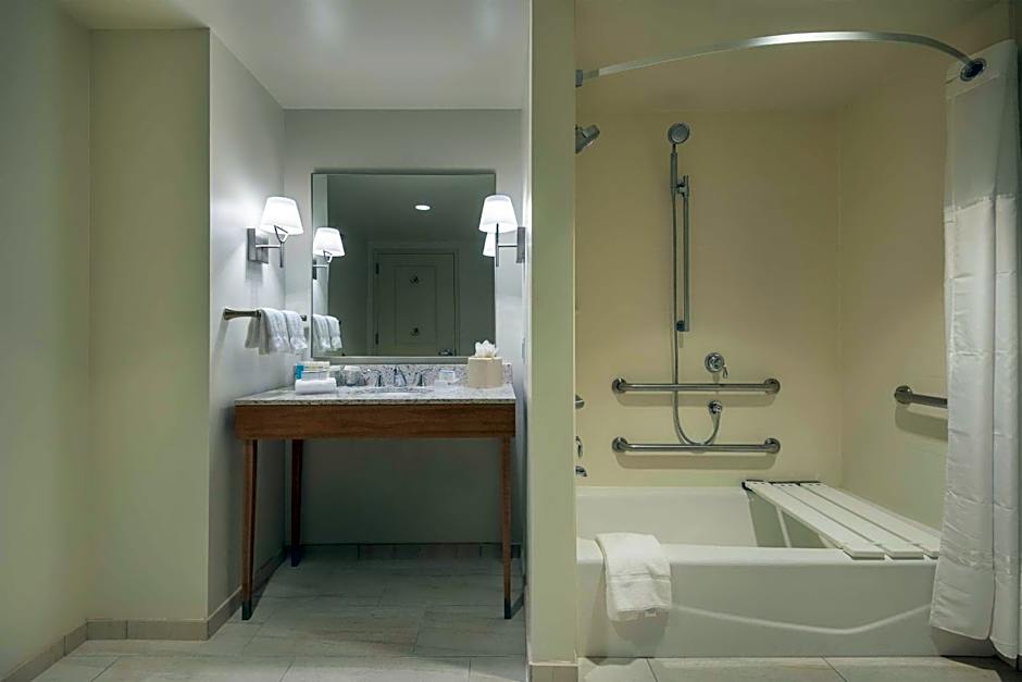 Homewood Suites by Hilton Miami Dolphin Mall