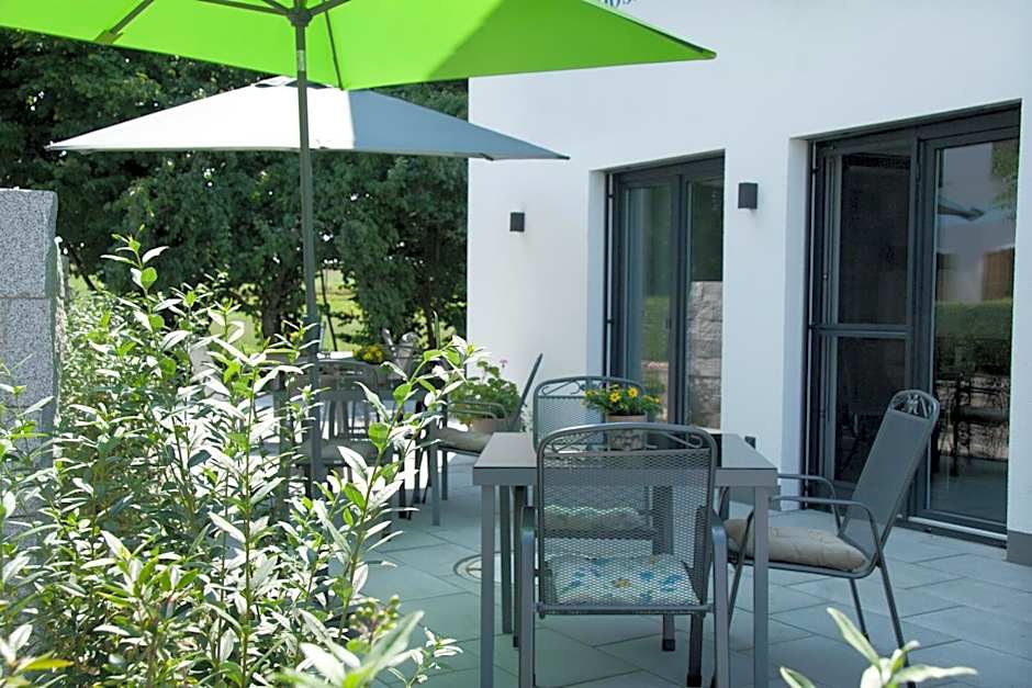 Hotel Am Moosrain Garni