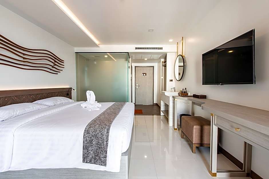 Blackwoods Hotel Pattaya - SHA Extra Plus