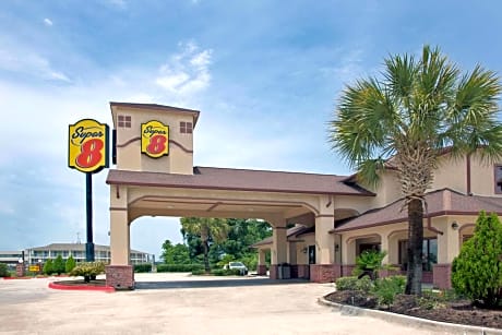 Super 8 by Wyndham Humble/Fm 1960/Hwy 59