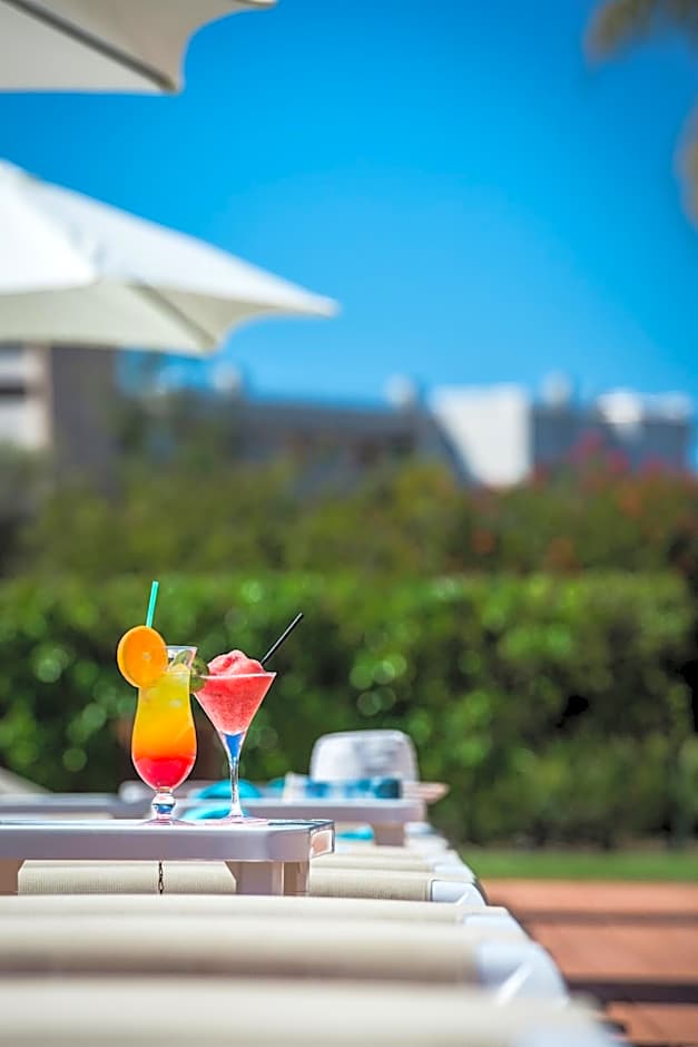 Areias Village Beach Suite Hotel