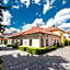 Hotel Octarna - Free On-site Parking