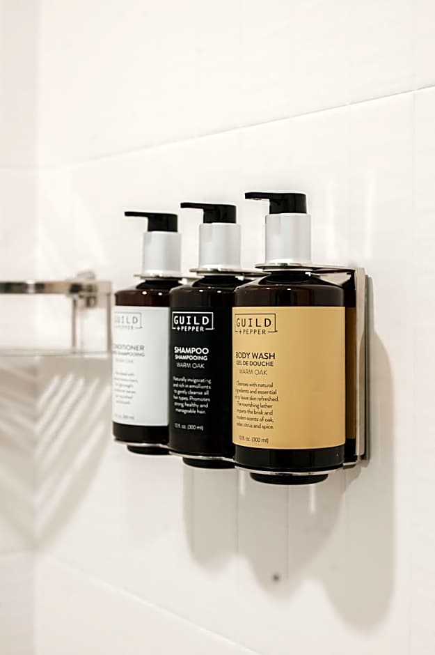 UNCOMMONER HOTEL by Reverie Boutique Collection