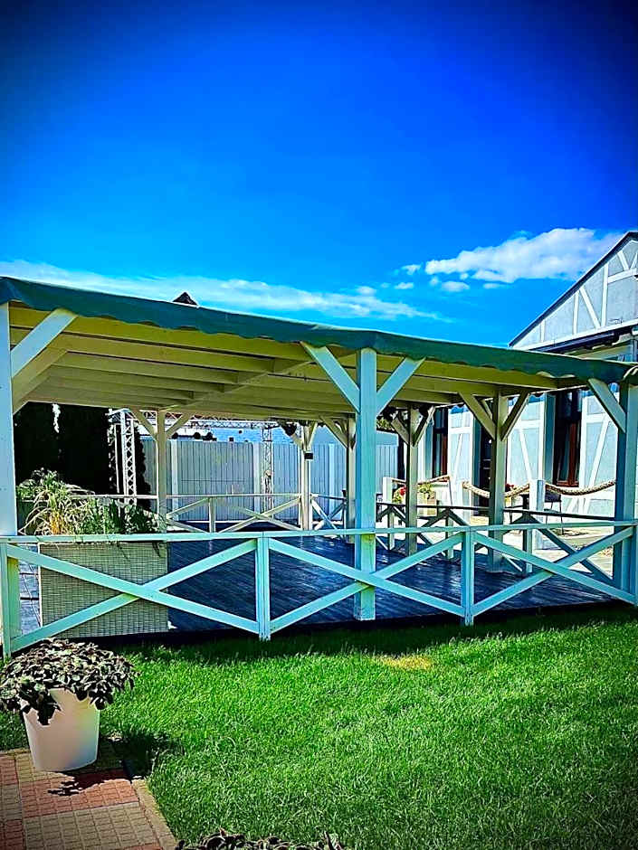 ZAMEK NA PIASKU - Tuż przy Plaży