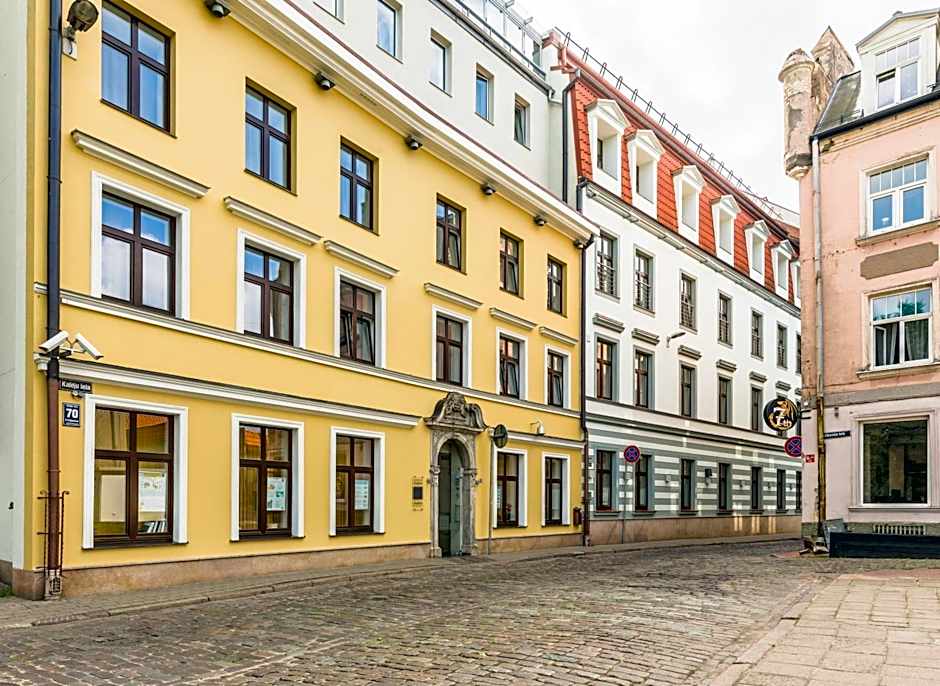 Avalon Hotel & Conferences
