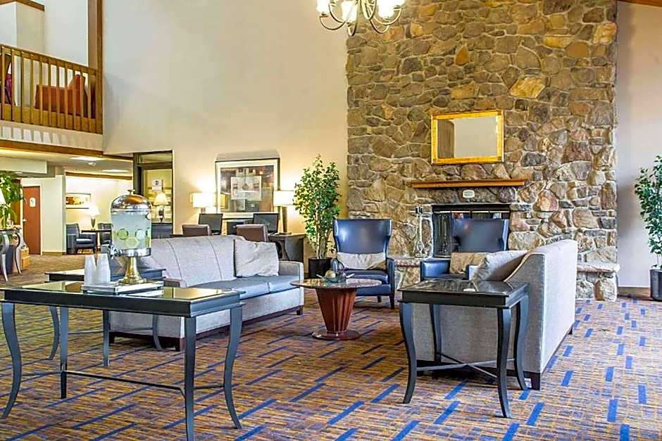 Howard Johnson by Wyndham Merrillville