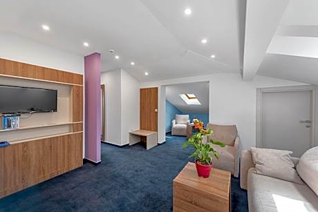 Two-Bedroom Suite - Attic