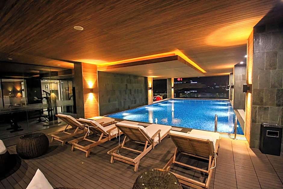 Asialink Hotel by Prasanthi