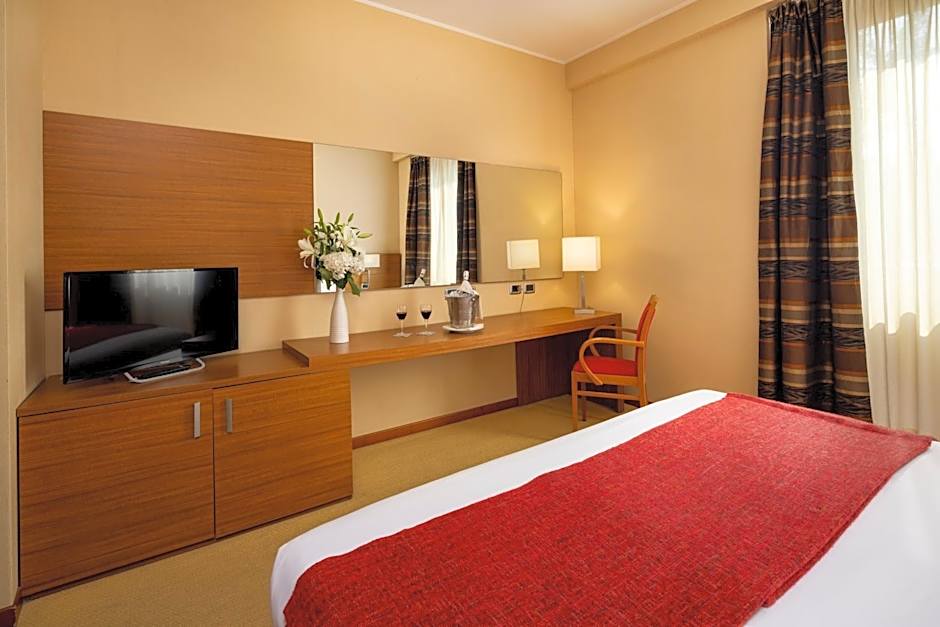 Cdh Hotel Parma & Congressi