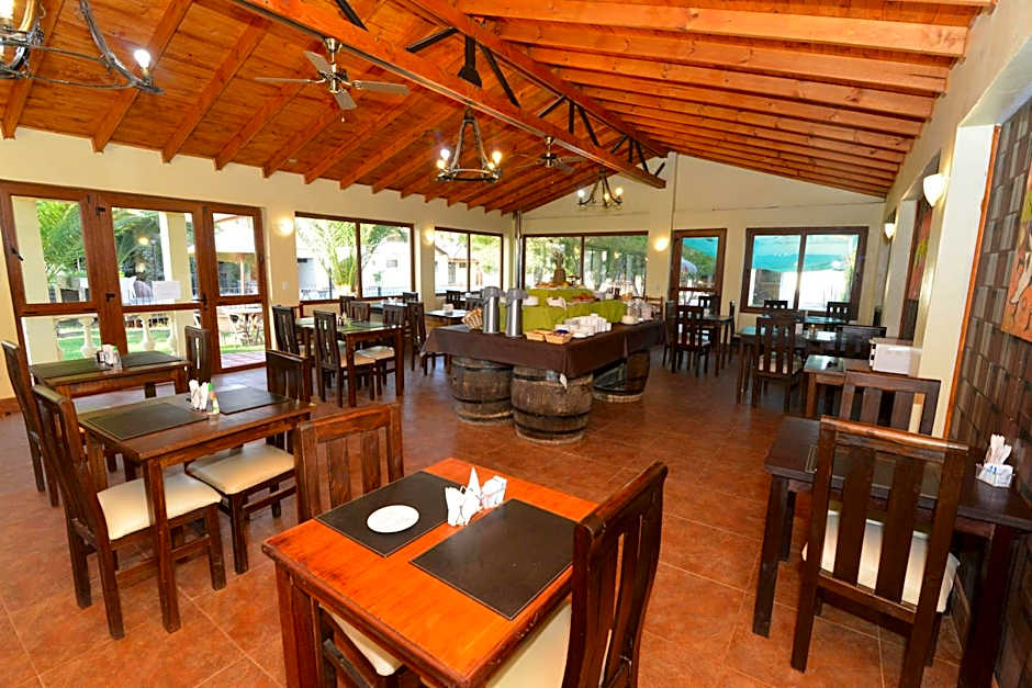 Howard Johnson Hotel Rinconada de Los Andes