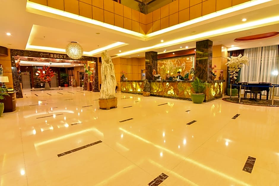 Grand Rocky Hotel Bukittinggi