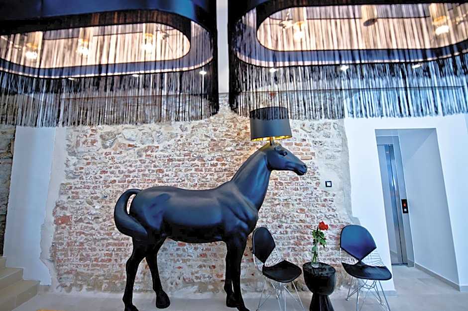 Jupiter Luxury Hotel