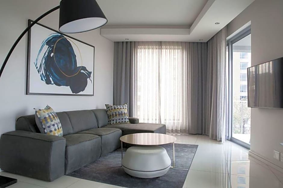 1 Bedroom Luxury Apartment in Luxury Hotel & Apartments in Sandton Central