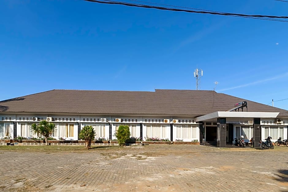 RedDoorz Syariah @ Hotel Putri Gading Bengkulu