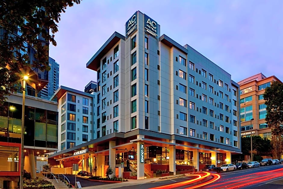 AC Hotel by Marriott Seattle Bellevue/Downtown