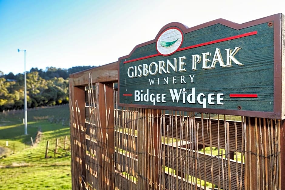 Gisborne Peak Winery Cottages