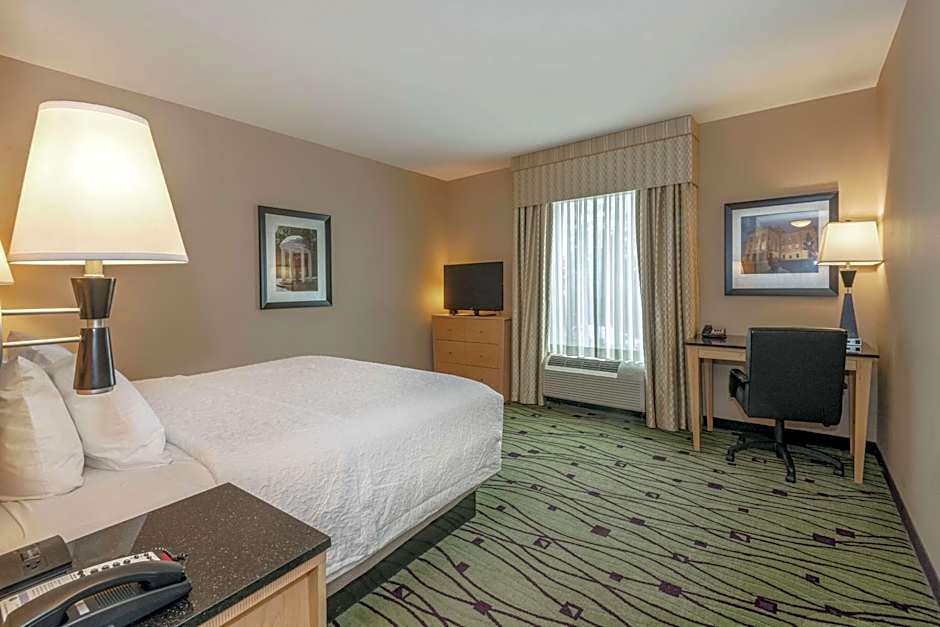 Hampton Inn By Hilton & Suites Raleigh Crabtree Valley