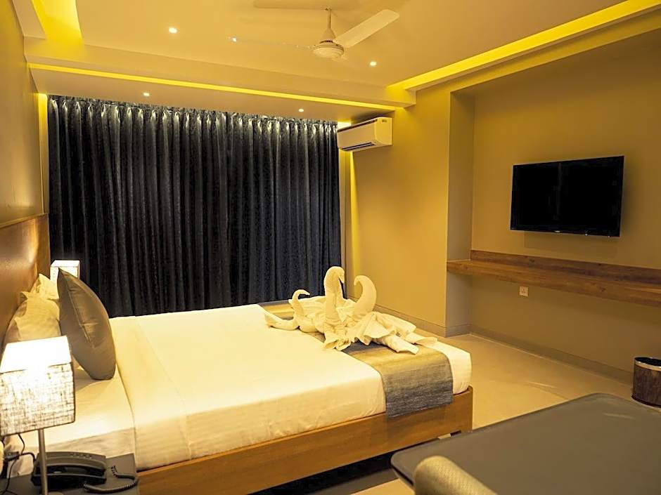 Cosmique Clarks Inn Suites Goa