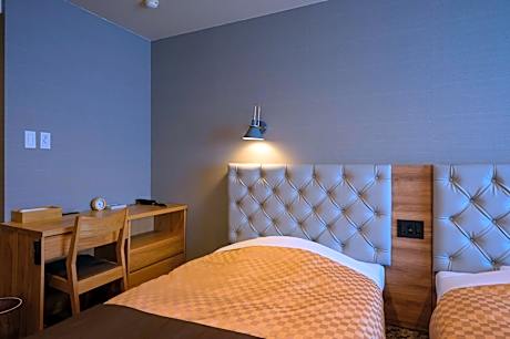 Moderate Twin Room - Non-Smoking