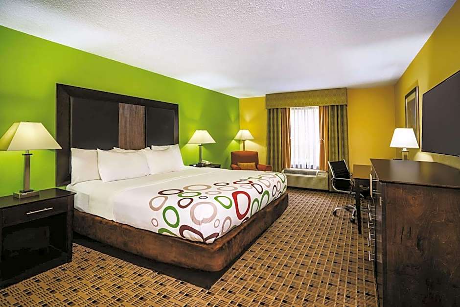 La Quinta Inn & Suites by Wyndham Baltimore South/Glen Burnie