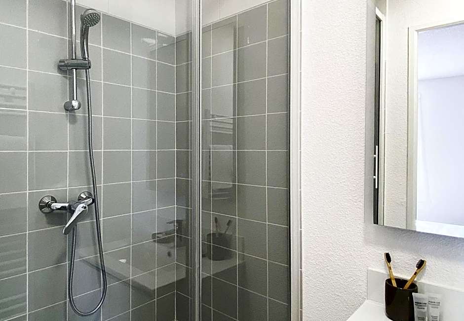 Sweetly Isatis Mérignac Hôtel de ville