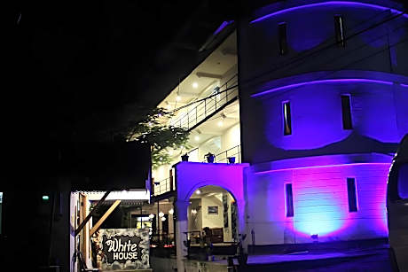 White House Adams Peak