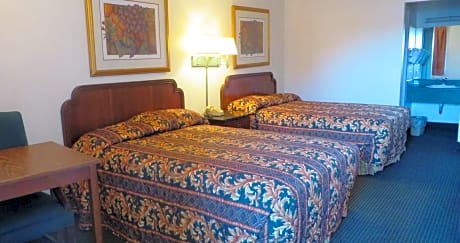 Deluxe Family Suite