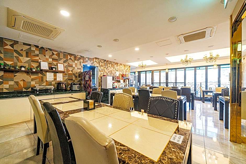 Hotel The Class
