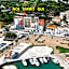 B&B Marina Sleep And Ship