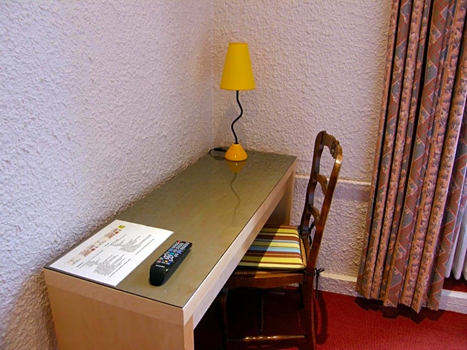 Logis Hotel L'ange Couronne