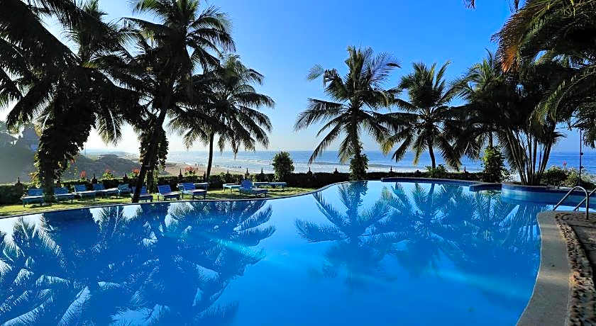 Soma Manaltheeram Ayurveda Beach