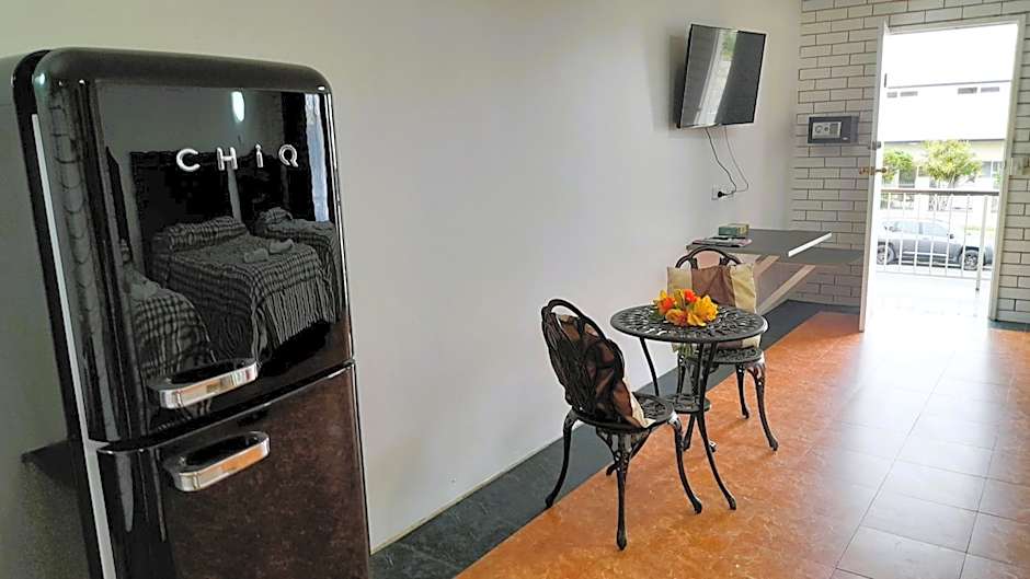 The Queenslander Motel