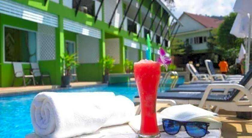 Khaolak C-nior Bungalows