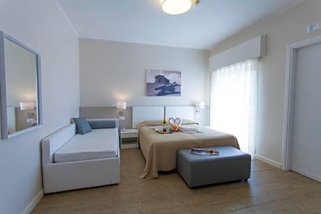 Double Room with Spa Access