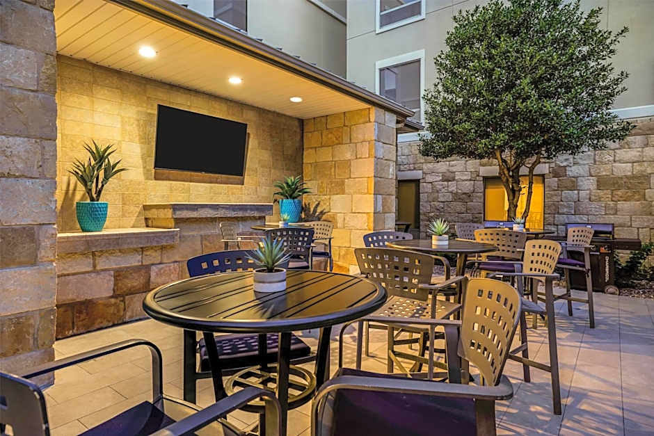 Homewood Suites By Hilton Dallas-Frisco