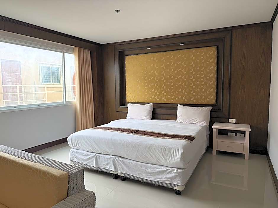 Piyaporn Pavilion Hotel