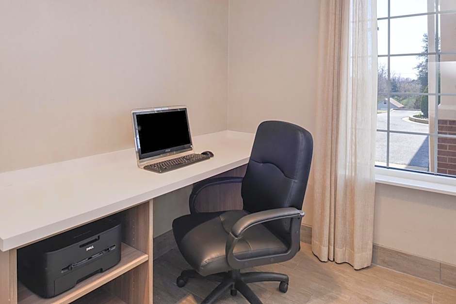 Holiday Inn Poplar Bluff By IHG