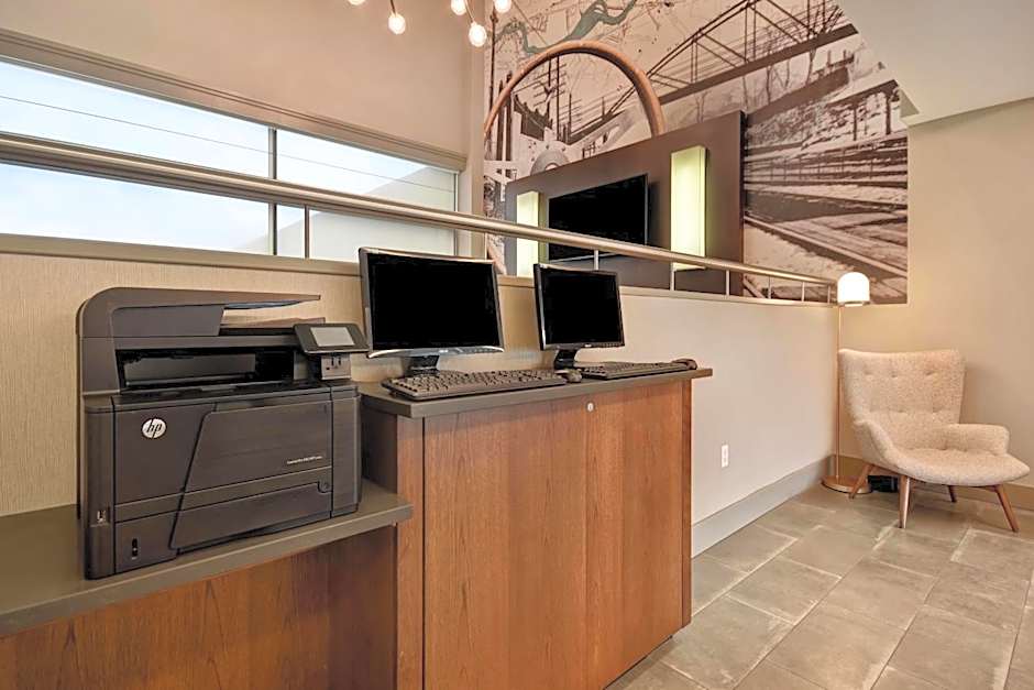 Four Points by Sheraton Boston Newton