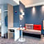 Holiday Inn Express Berlin - Alexanderplatz By IHG