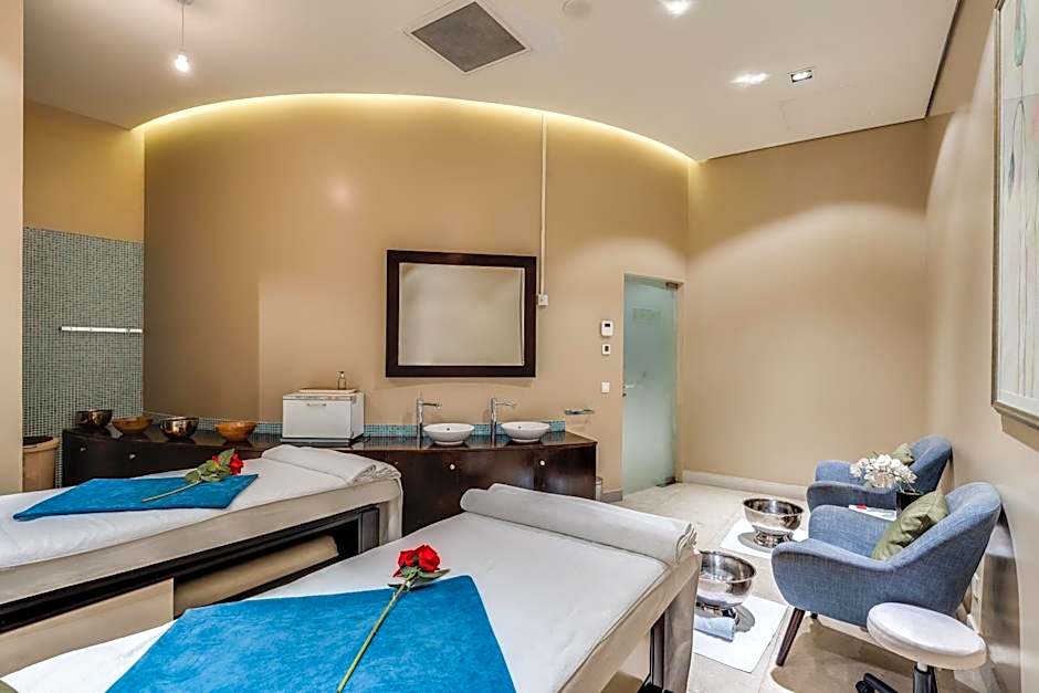 Radisson Blu Hotel & Convention Centre Kigali