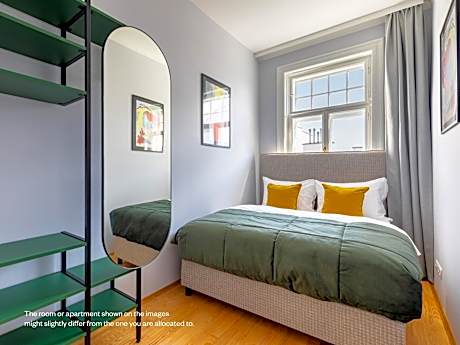 1 Bedroom Apartment
