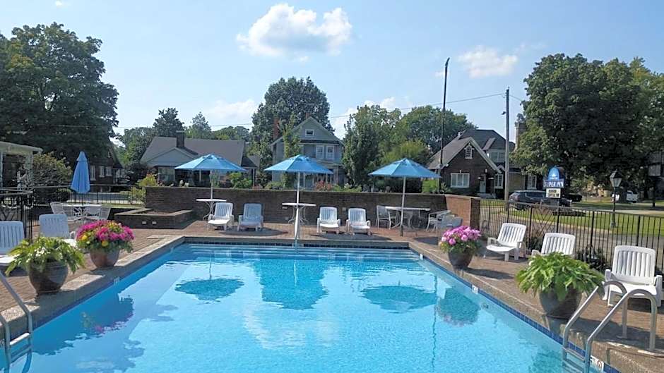 Bourbon Capital Inn