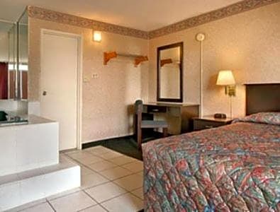 Knights Inn South Hackensack