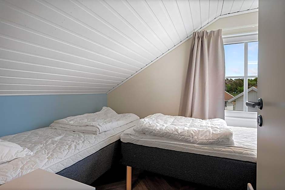 Photo 1 of 6 of 3 Bedroom Cottage