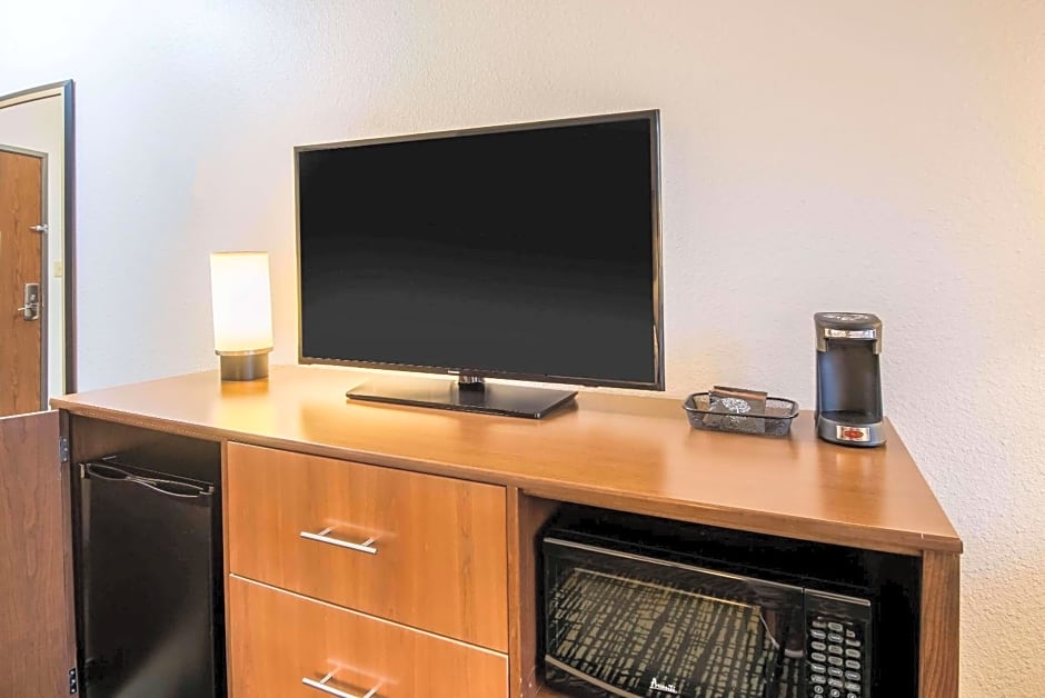 La Quinta Inn & Suites by Wyndham Morgantown
