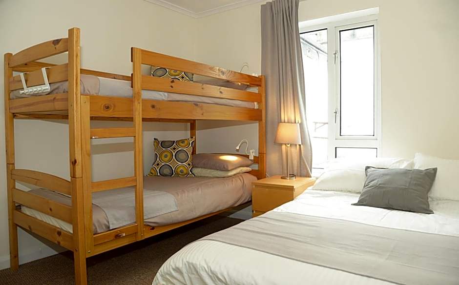 Gallt y Glyn Hostel