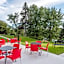 Super 8 by Wyndham Mont Laurier