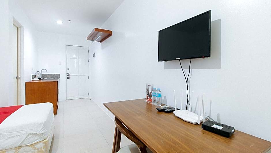 RedDoorz near Osmena Highway 1