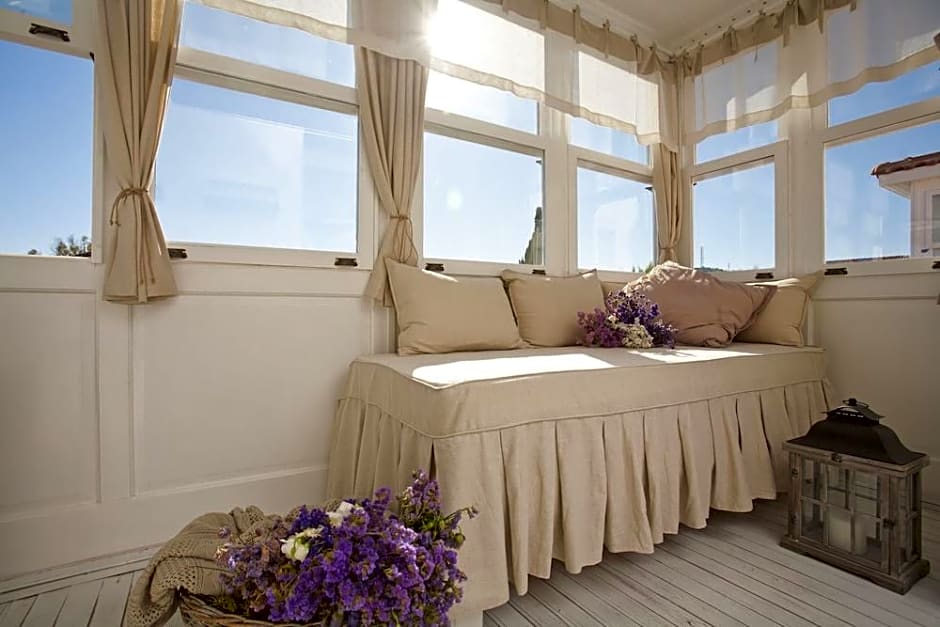 Hane Alaçatı Boutique Hotel