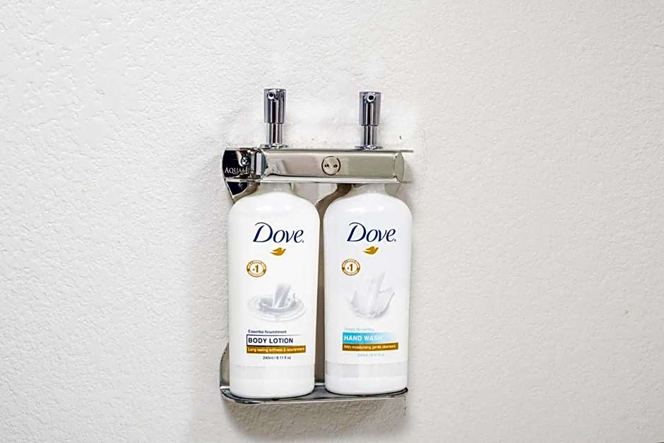 Holiday Inn Express and Suites Atlanta-Johns Creek By IHG